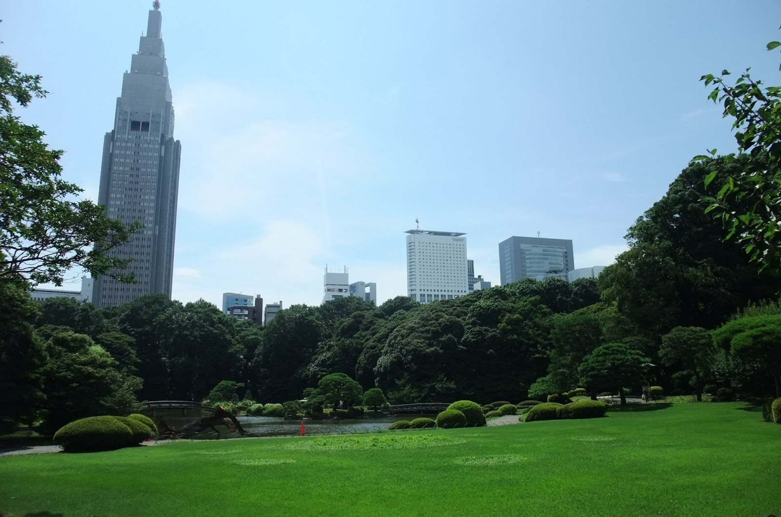 その他　新宿御苑（その他）まで1833m