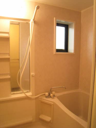 バス・シャワールーム　浴室