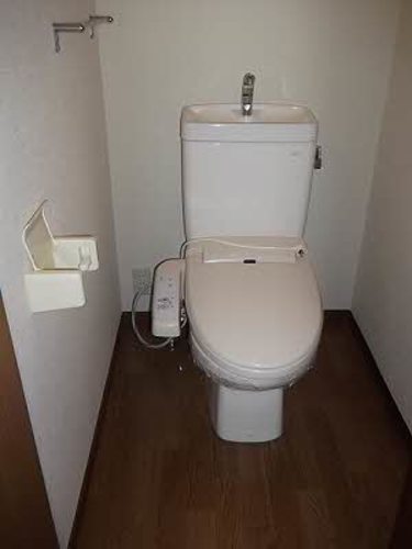 トイレ　温水洗浄暖房便座