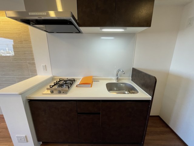 キッチン　(参考)同マンション同間取り他部屋の写真