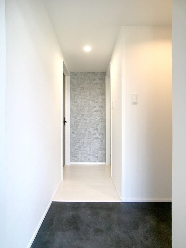 玄関　玄関も明るいです