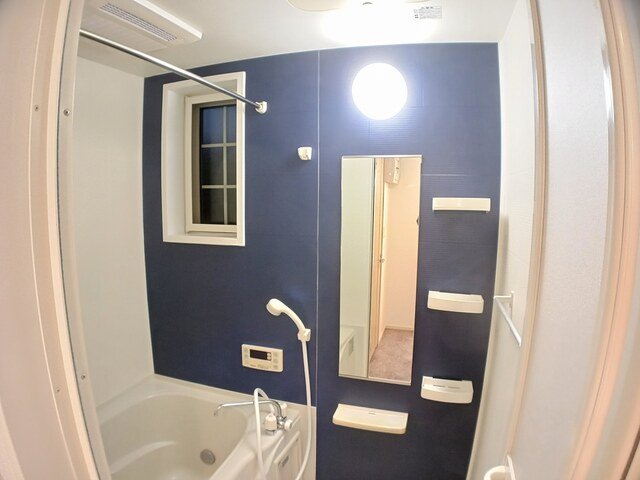 バス・シャワールーム　日々の暮らしに欠かせないお風呂です