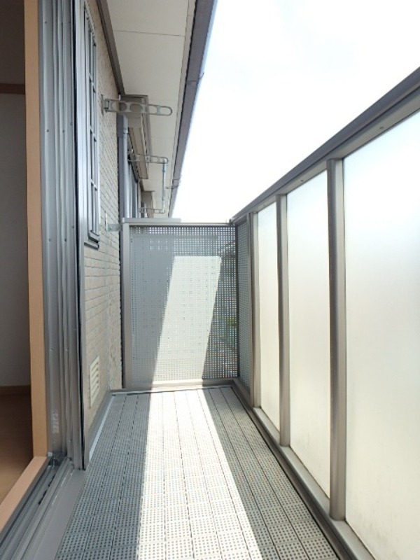 バルコニー　図面と現状に相違がある場合には現状を優先