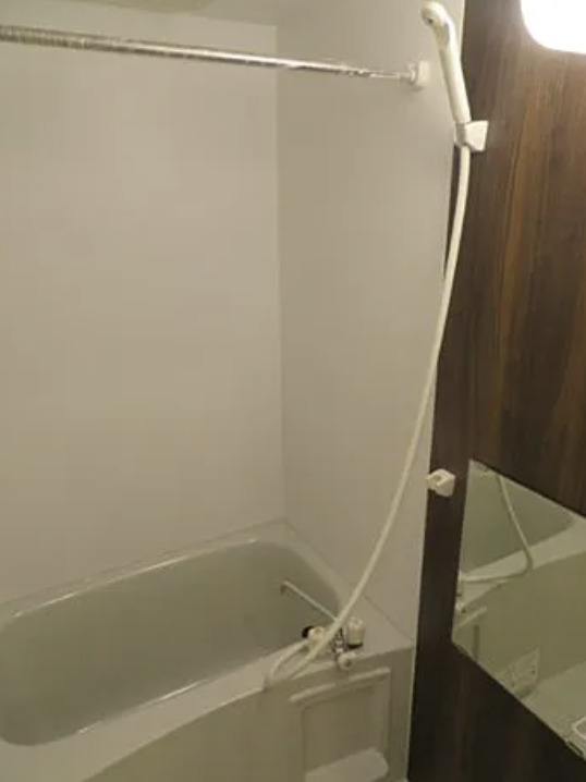 バス・シャワールーム　※別部屋の参考写真です。