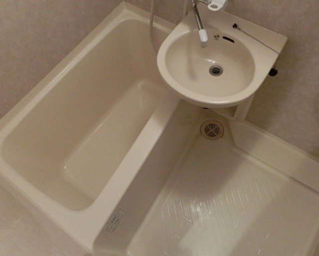 バス・シャワールーム　バスルーム