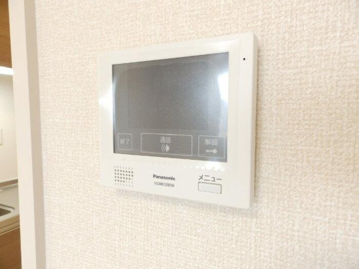 セキュリティ　モニター付きインターホン