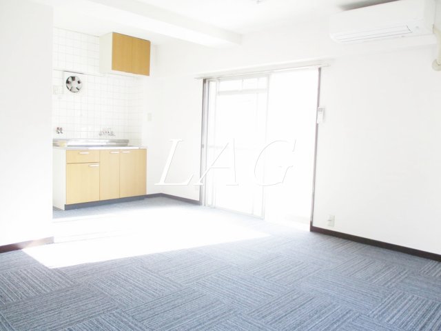 居室・リビング　洋室のお部屋です。