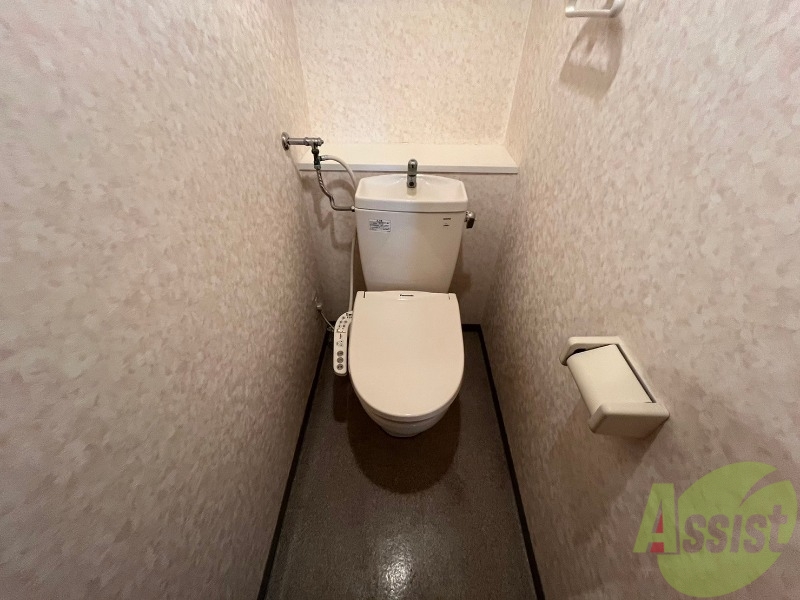 トイレ　トイレです。ウォシュレット付を探している方、おすすめです。