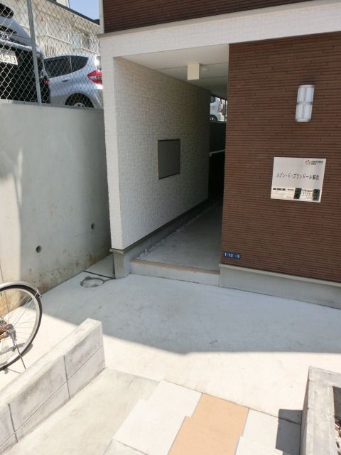 エントランス　エントランス。