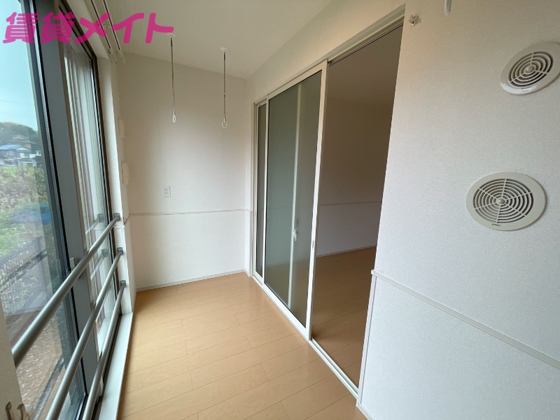 バルコニー　その他反転タイプ参考写真