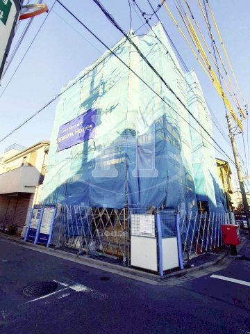 建物外観　建築中