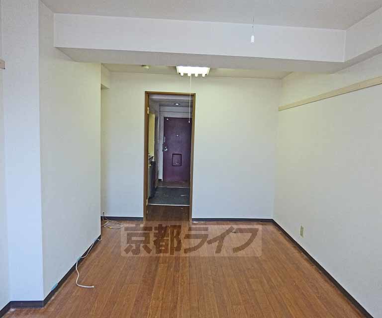 居室・リビング　綺麗な室内です。