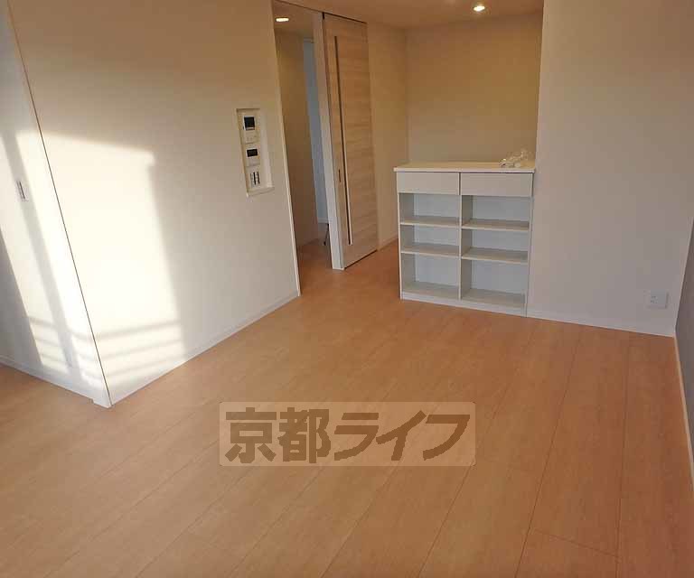 居室・リビング　広々としたリビングです