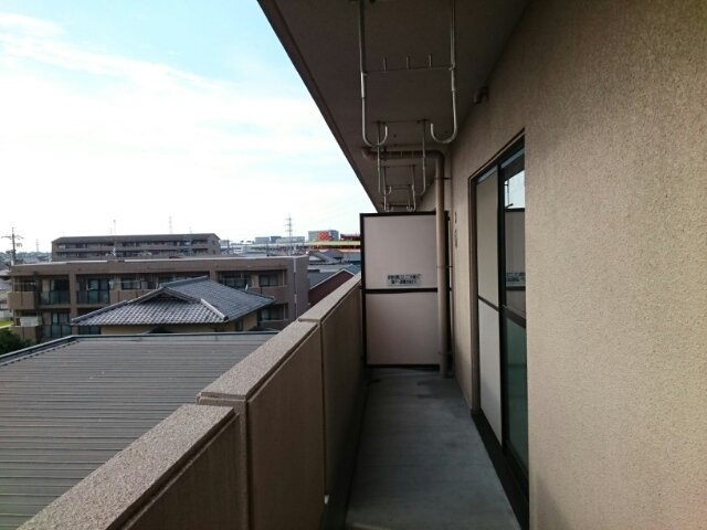 バルコニー　バルコニー付きです