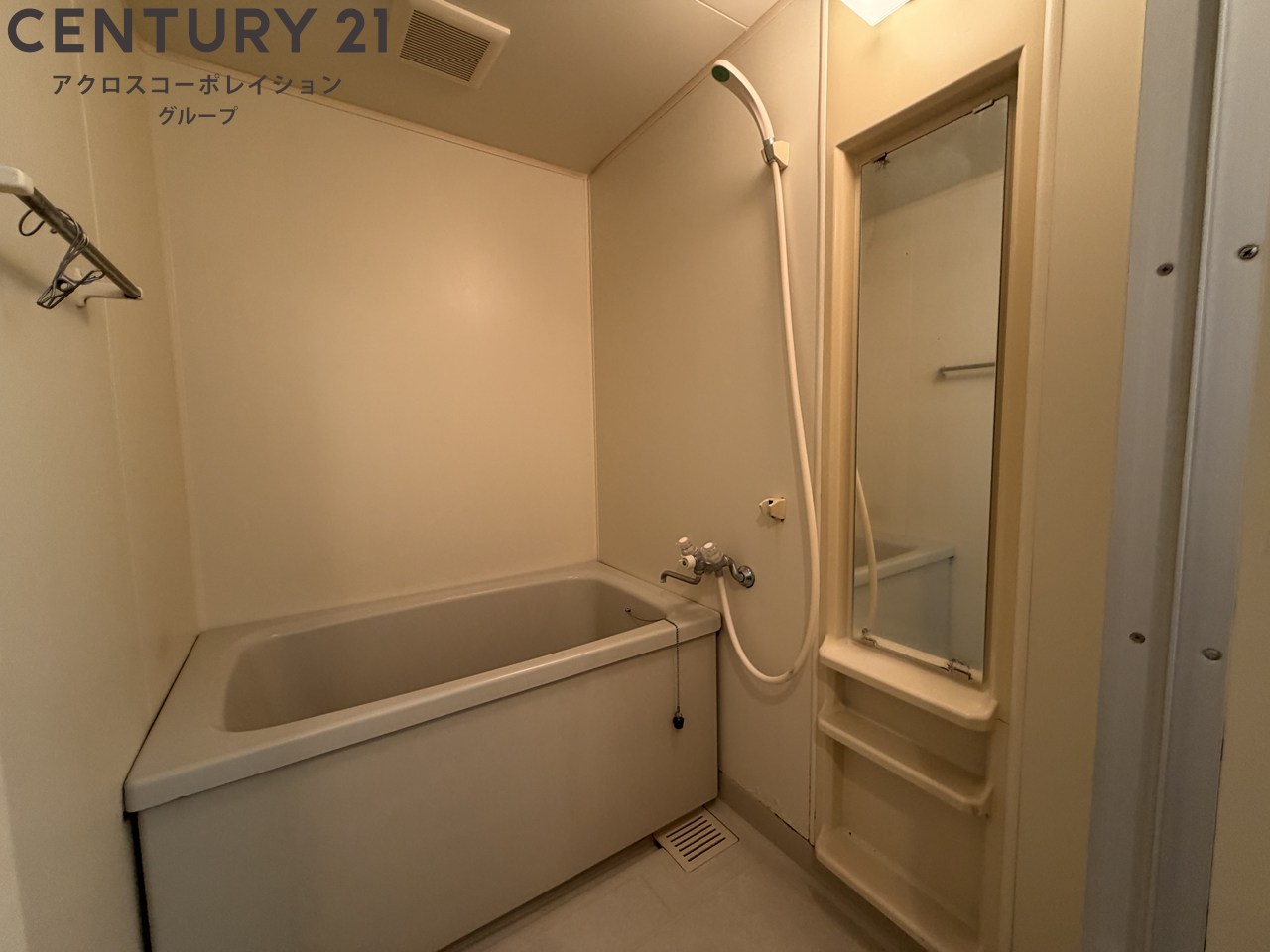 バス・シャワールーム　バストイレ別でおすすめです