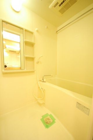 バス・シャワールーム　エステムコート梅田・リトリーヴ 綺麗なお風呂