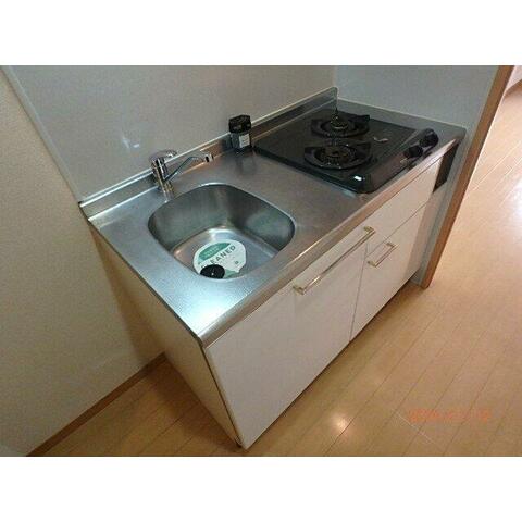 キッチン　2口コンロのシステムキッチンです