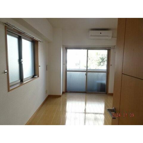 居室・リビング　フローリング