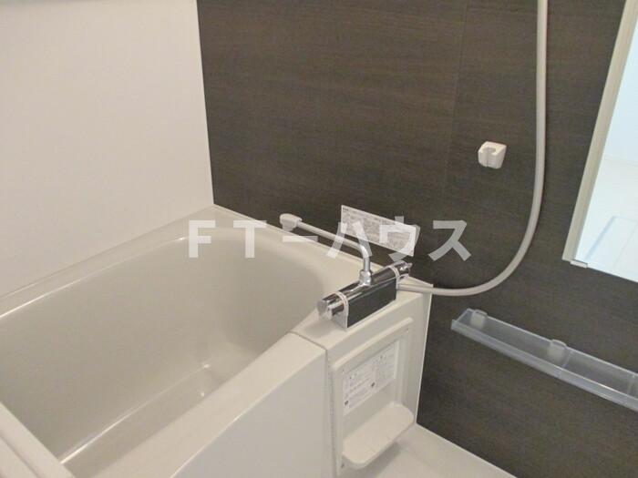 バス・シャワールーム　浴室