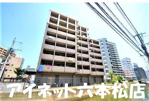 建物外観　お洒落な外観ですね