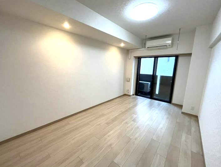 居室・リビング　※別部屋参考画像