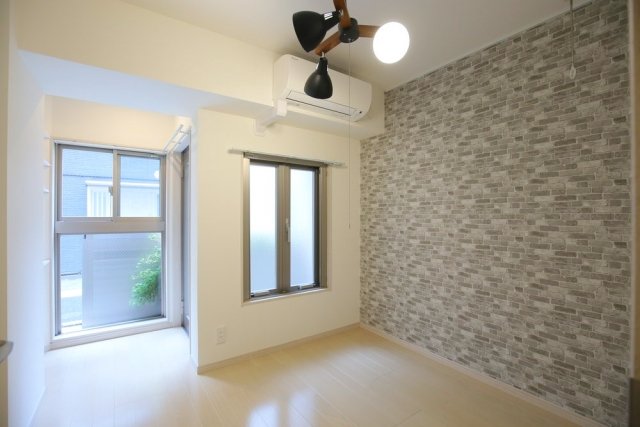 居室・リビング　スタンダードな洋室です