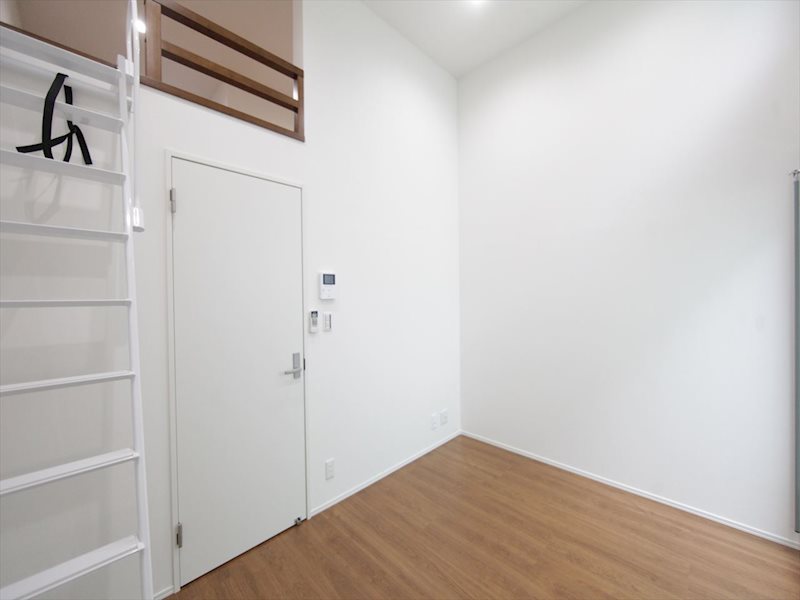 その他　洋室5.5帖　ロフト4.7帖（収納でも使えます）