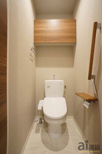 トイレ　※同仕様写真です