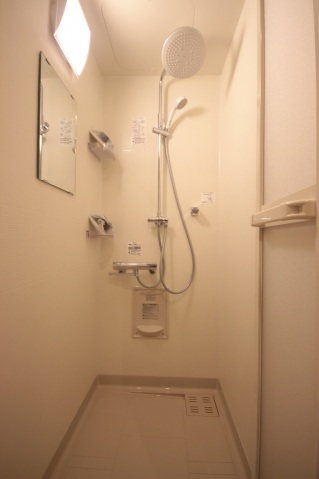 バス・シャワールーム　同物件別室