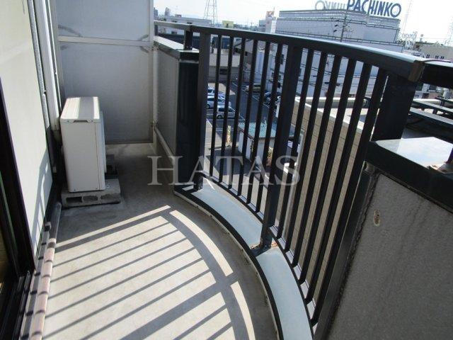 バルコニー　同物件別部屋です。