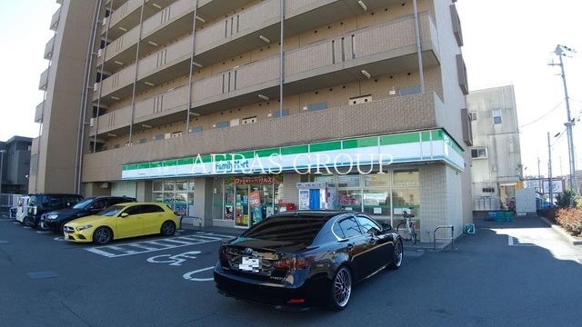 コンビニ　ファミリーマート戸田全農通り店（コンビニ）まで431m