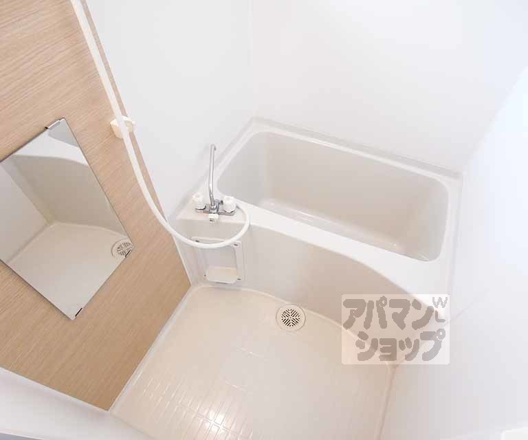 バス・シャワールーム　きれいなお風呂です。