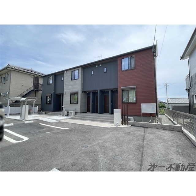 エントランス　建物外観