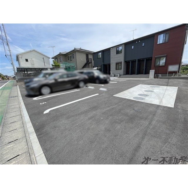 駐車場　駐車場