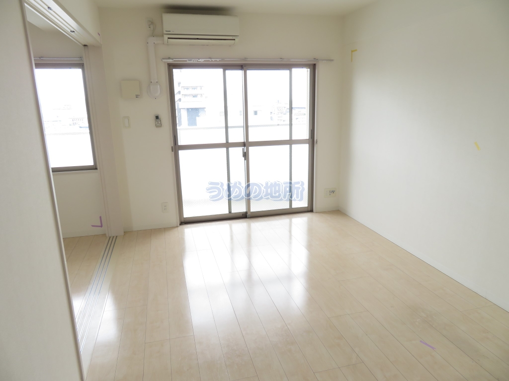 居室・リビング　リビング