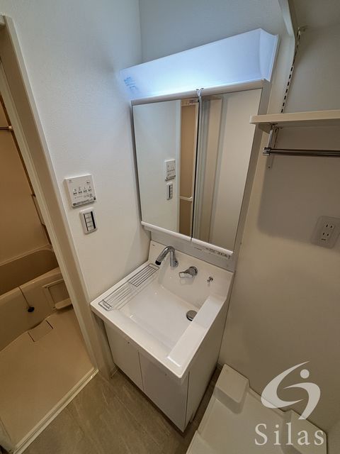 洗面設備　同仕様