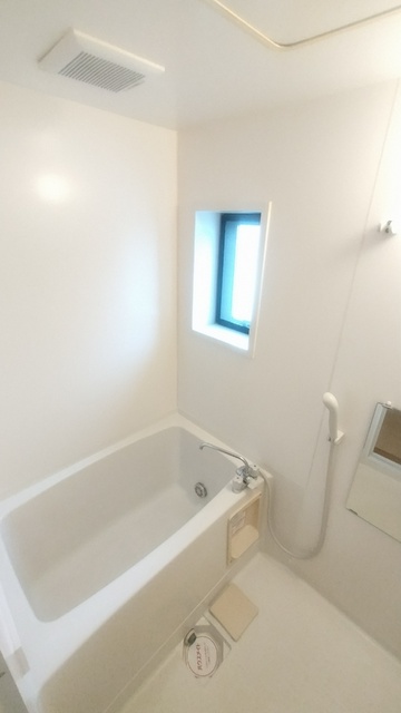 バス・シャワールーム　★★お風呂は嬉しい追焚機能付きです♪★★