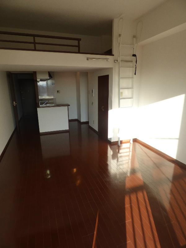 居室・リビング　※同物件写真