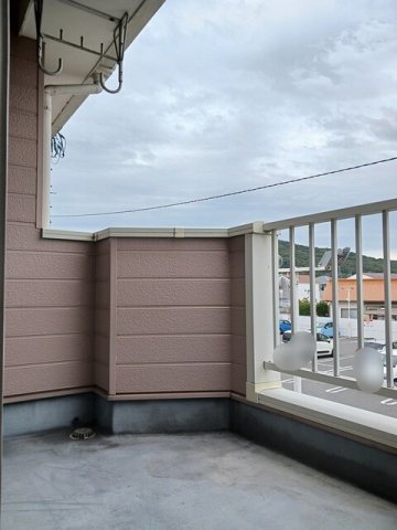 バルコニー　バルコニーがあります