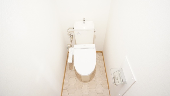 トイレ　シャワー付きトイレ