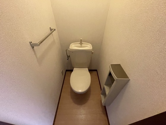 トイレ　※別部屋の写真です