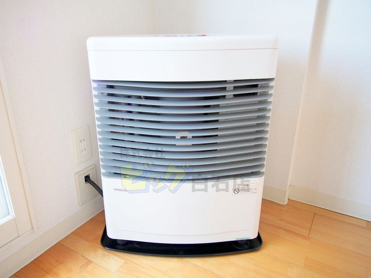 その他設備　経済的で暖かい灯油ストーブ付きです♪