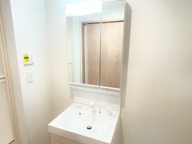 洗面設備　参考写真