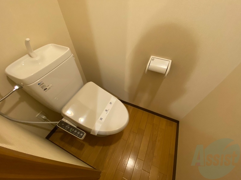 トイレ　ウォシュレット機能がついたトイレ。安心して使用できますね。