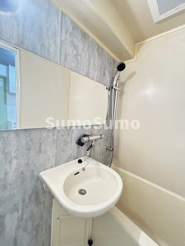 洗面設備　使いやすい洗面所です