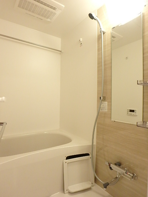 バス・シャワールーム　日々の疲れを癒すお風呂付です