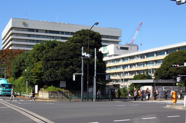 病院　慶應義塾大学病院（病院）まで360m