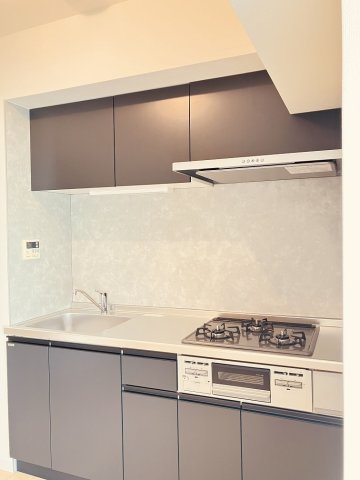 キッチン　※101号室リニューアル後撮影