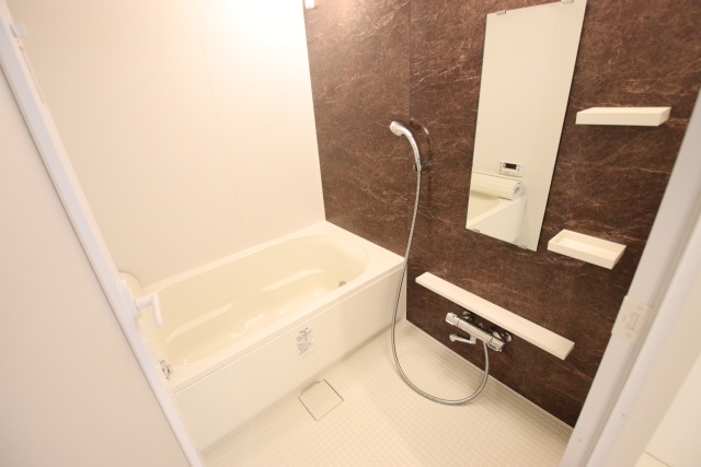 バス・シャワールーム　※別室の参考写真の為、現況優先です。