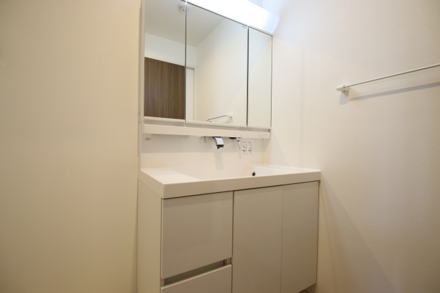 洗面設備　※別室の参考写真の為、現況優先です。